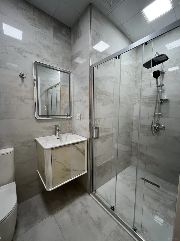 Satılır 2 otaqlı mənzil 115 m²