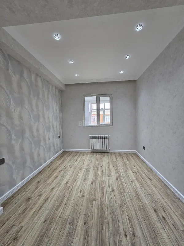 Satılır 3 otaqlı mənzil 82 m²