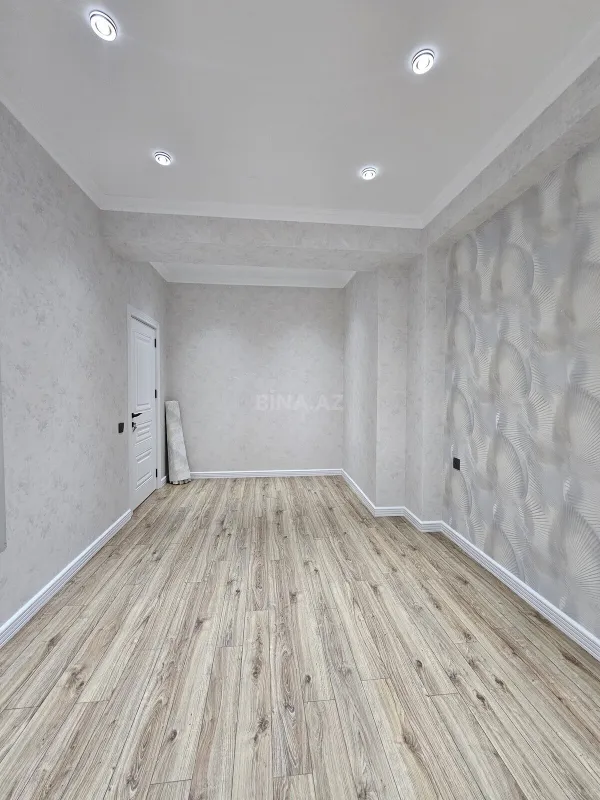 Satılır 3 otaqlı mənzil 82 m²
