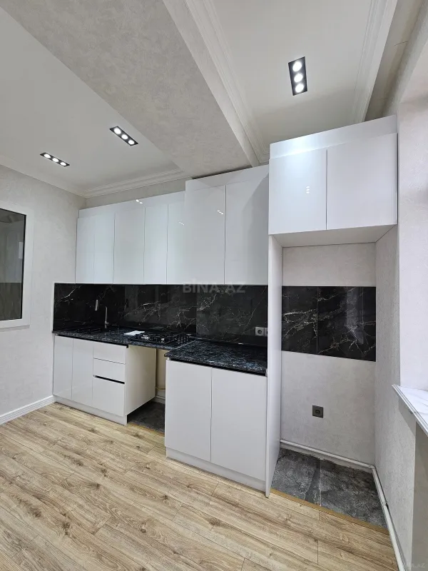 Satılır 3 otaqlı mənzil 82 m²