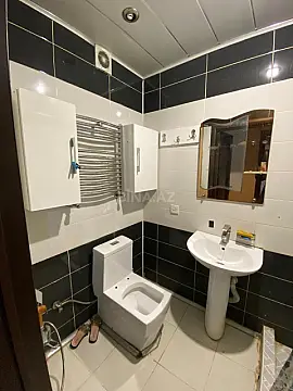 Kirayə verilir 2 otaqlı mənzil 60 m²