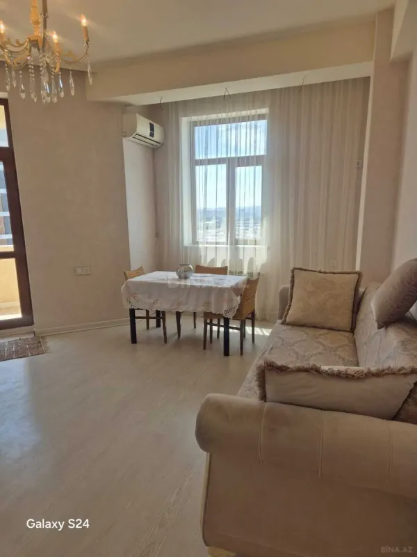 Satılır 3 otaqlı mənzil 76 m²