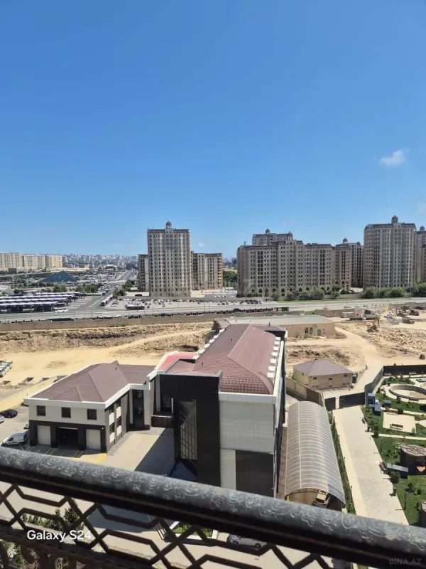 Satılır 3 otaqlı mənzil 76 m²