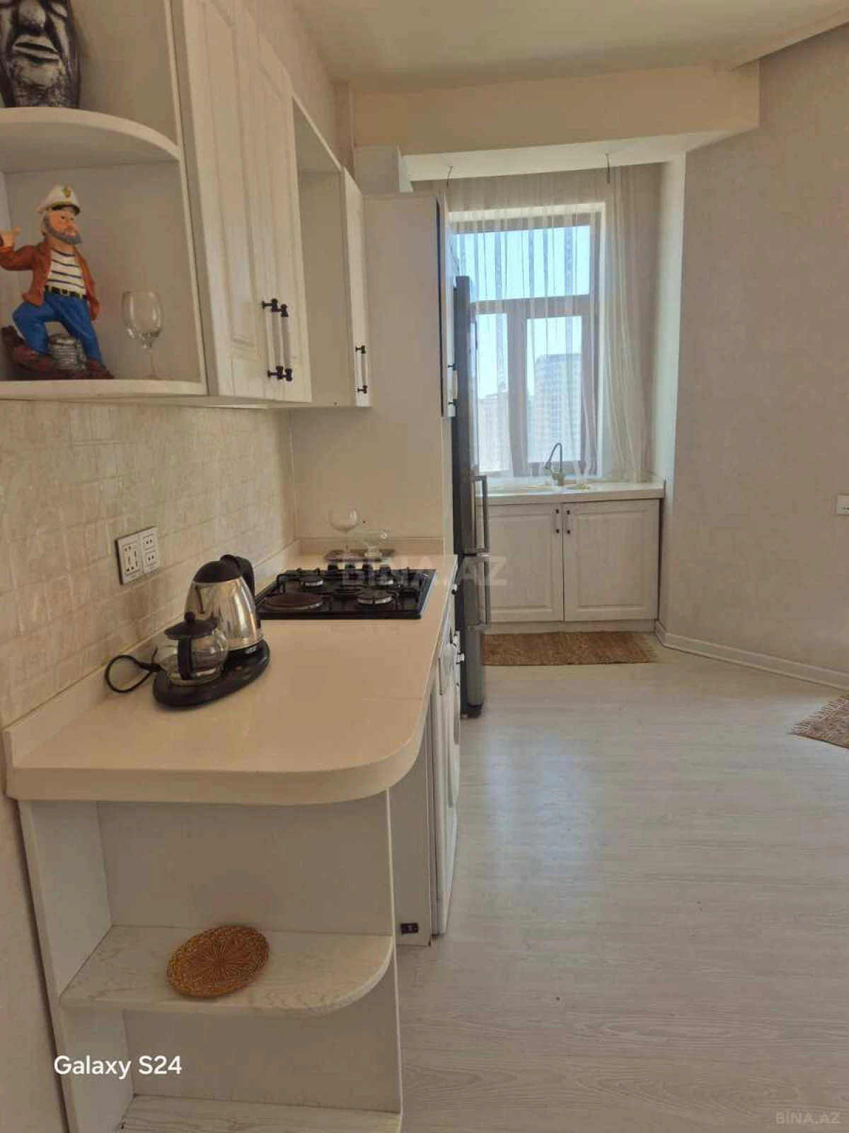Satılır 3 otaqlı mənzil 76 m²