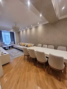 Satılır 3 otaqlı mənzil 114 m²