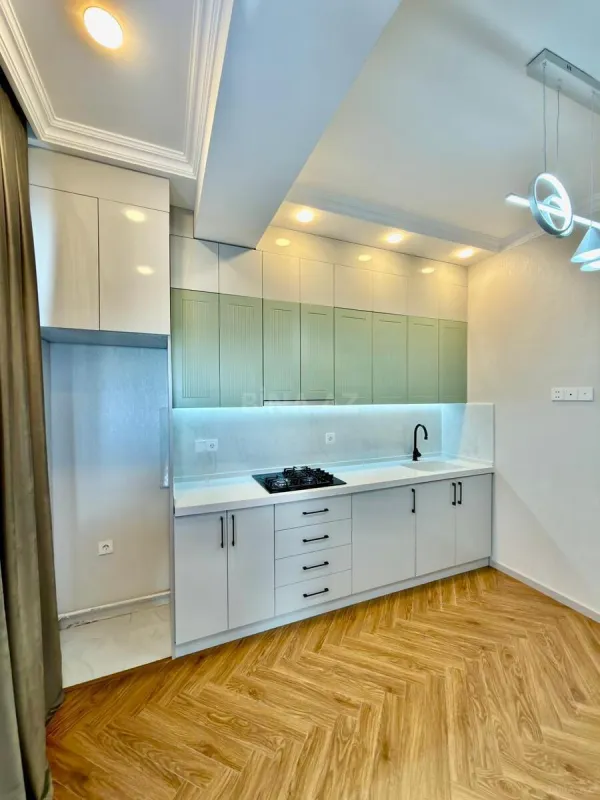 Satılır 3 otaqlı mənzil 86 m²