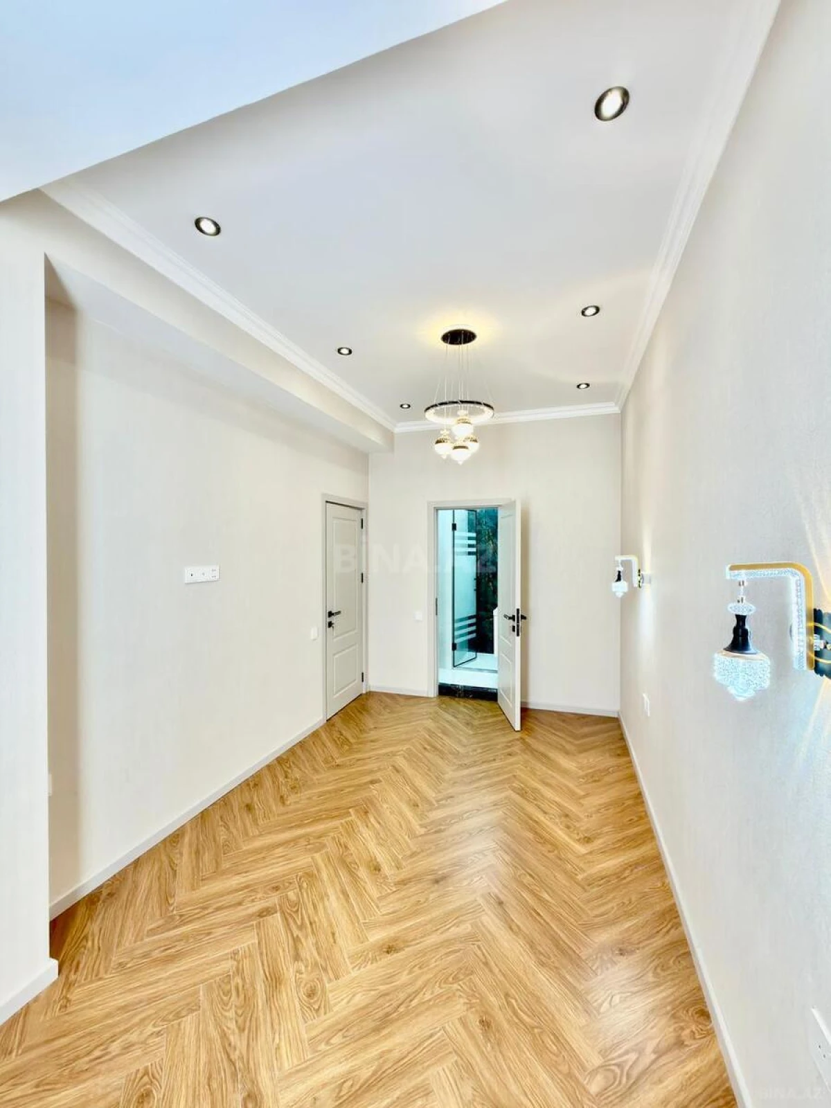 Satılır 3 otaqlı mənzil 86 m²