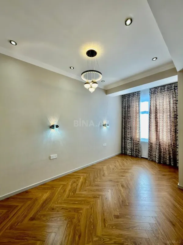 Satılır 3 otaqlı mənzil 86 m²
