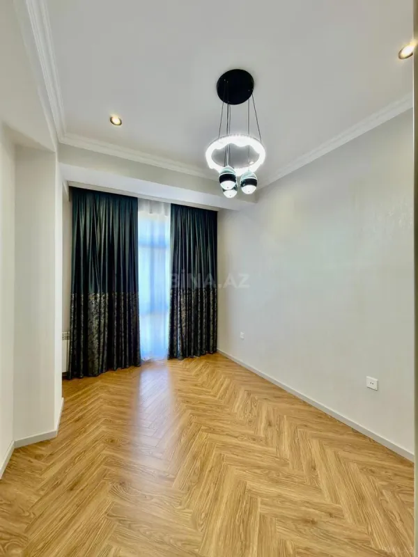 Satılır 3 otaqlı mənzil 86 m²