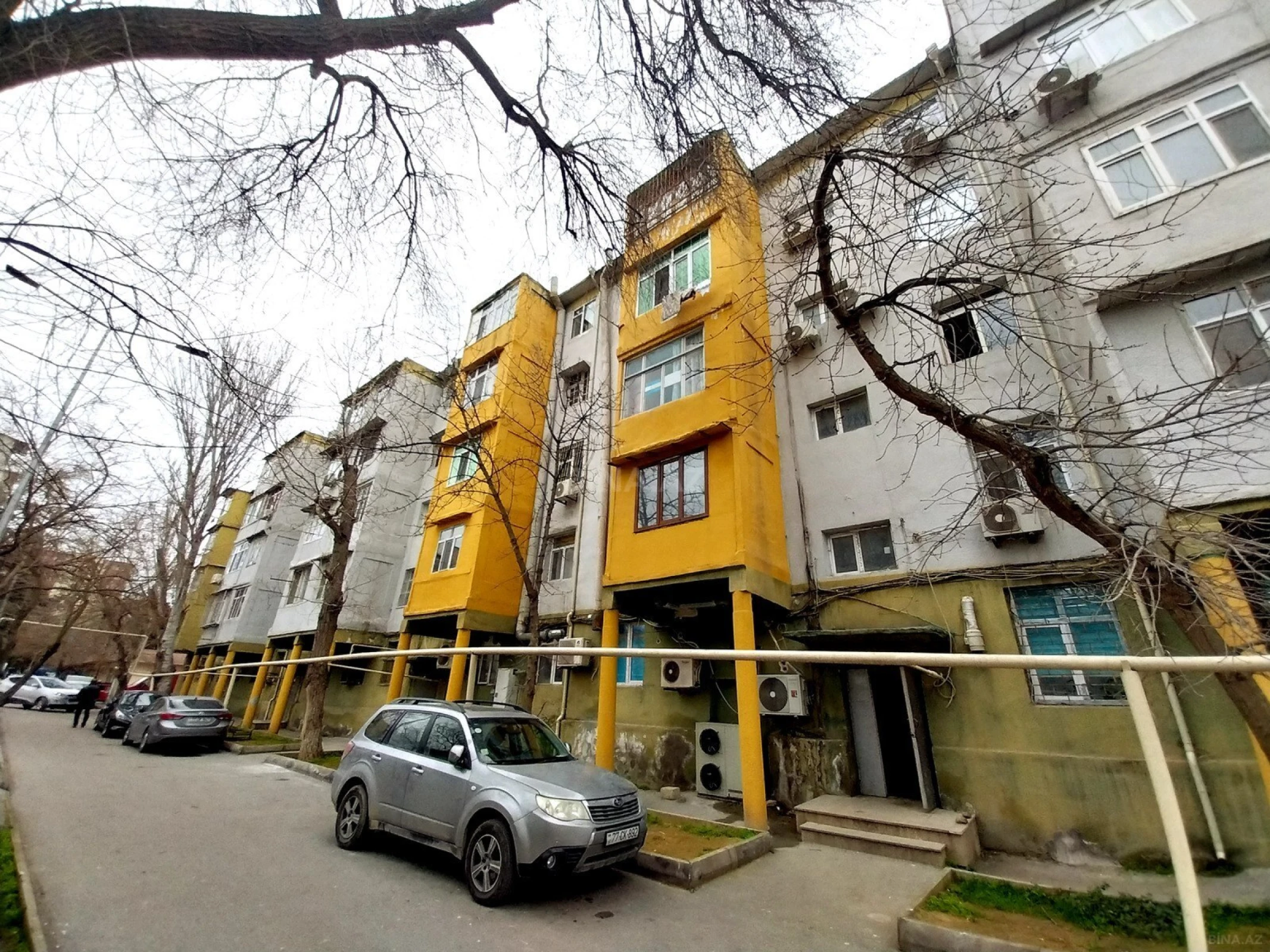 Satılır 3 otaqlı mənzil 70 m²