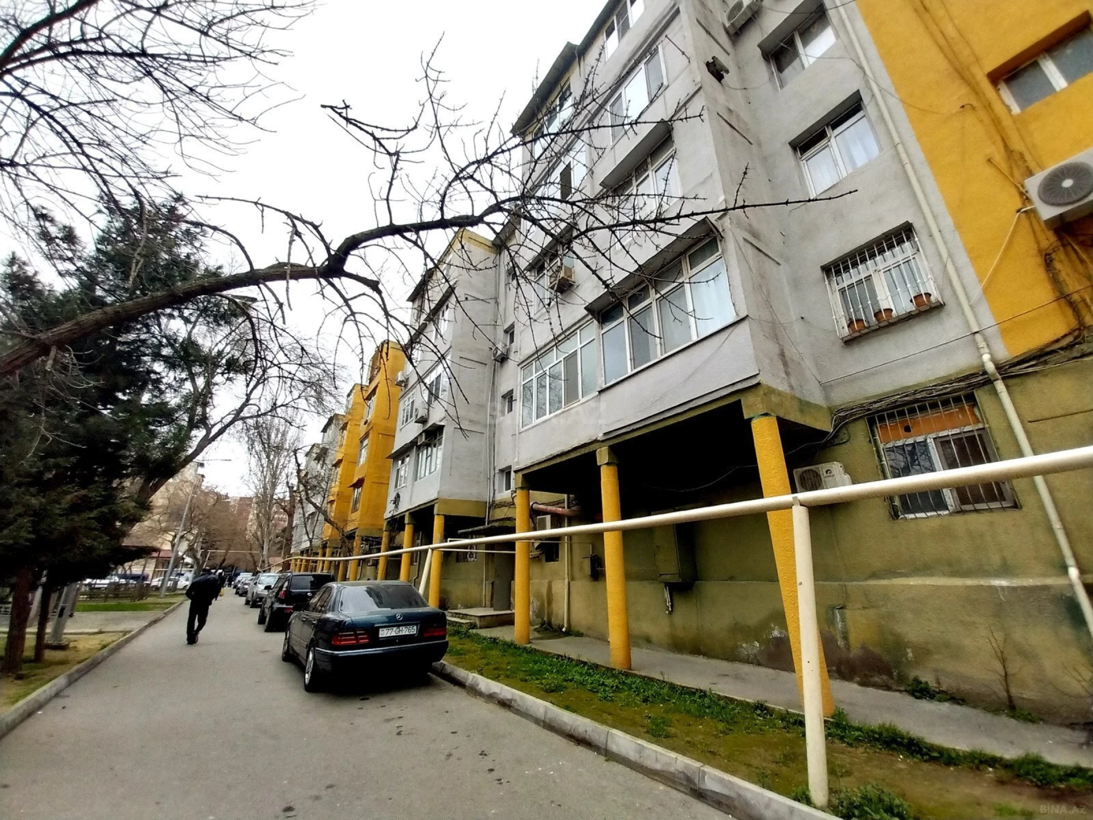 Satılır 3 otaqlı mənzil 70 m²