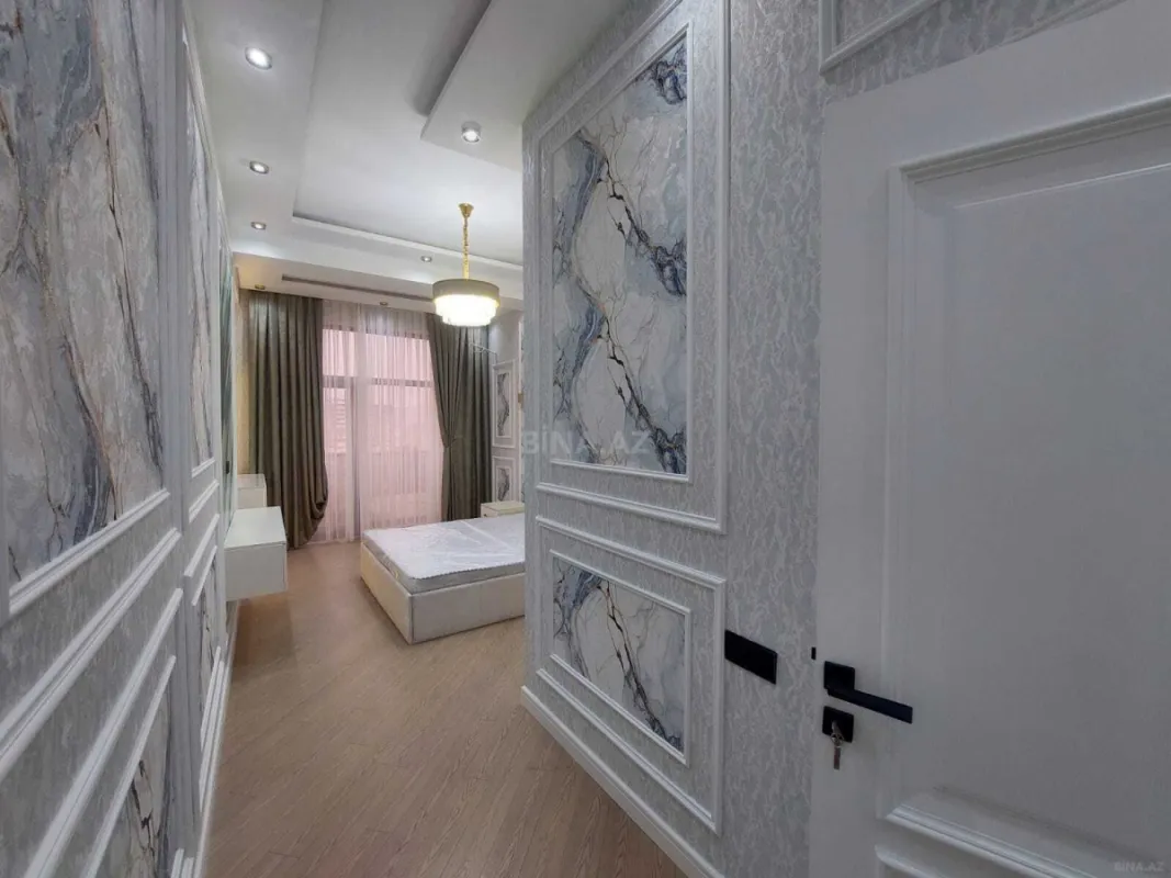 Satılır 3 otaqlı mənzil 95 m²