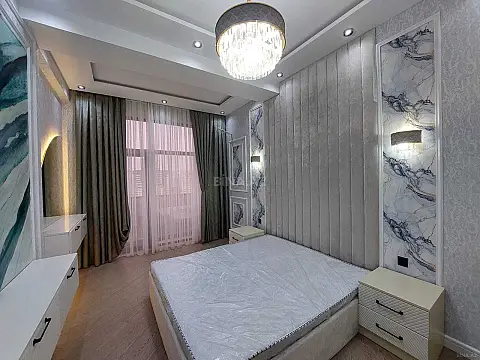 Satılır 3 otaqlı mənzil 95 m²
