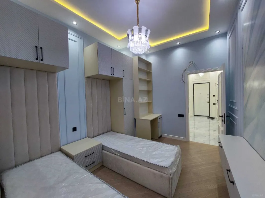 Satılır 3 otaqlı mənzil 95 m²