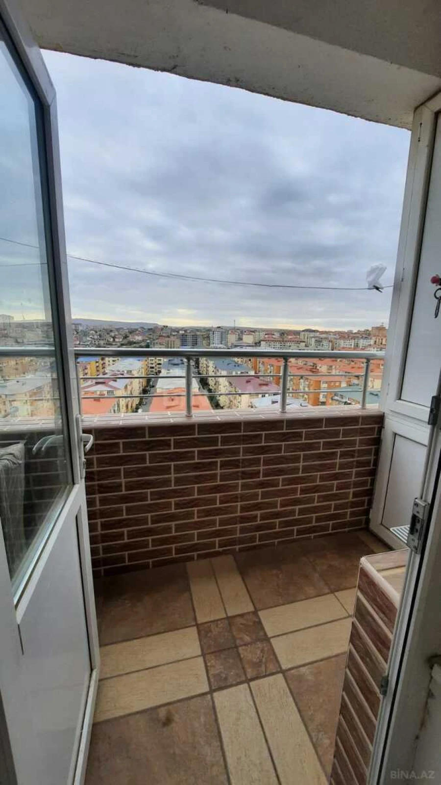 Kirayə verilir 3 otaqlı mənzil 105 m²