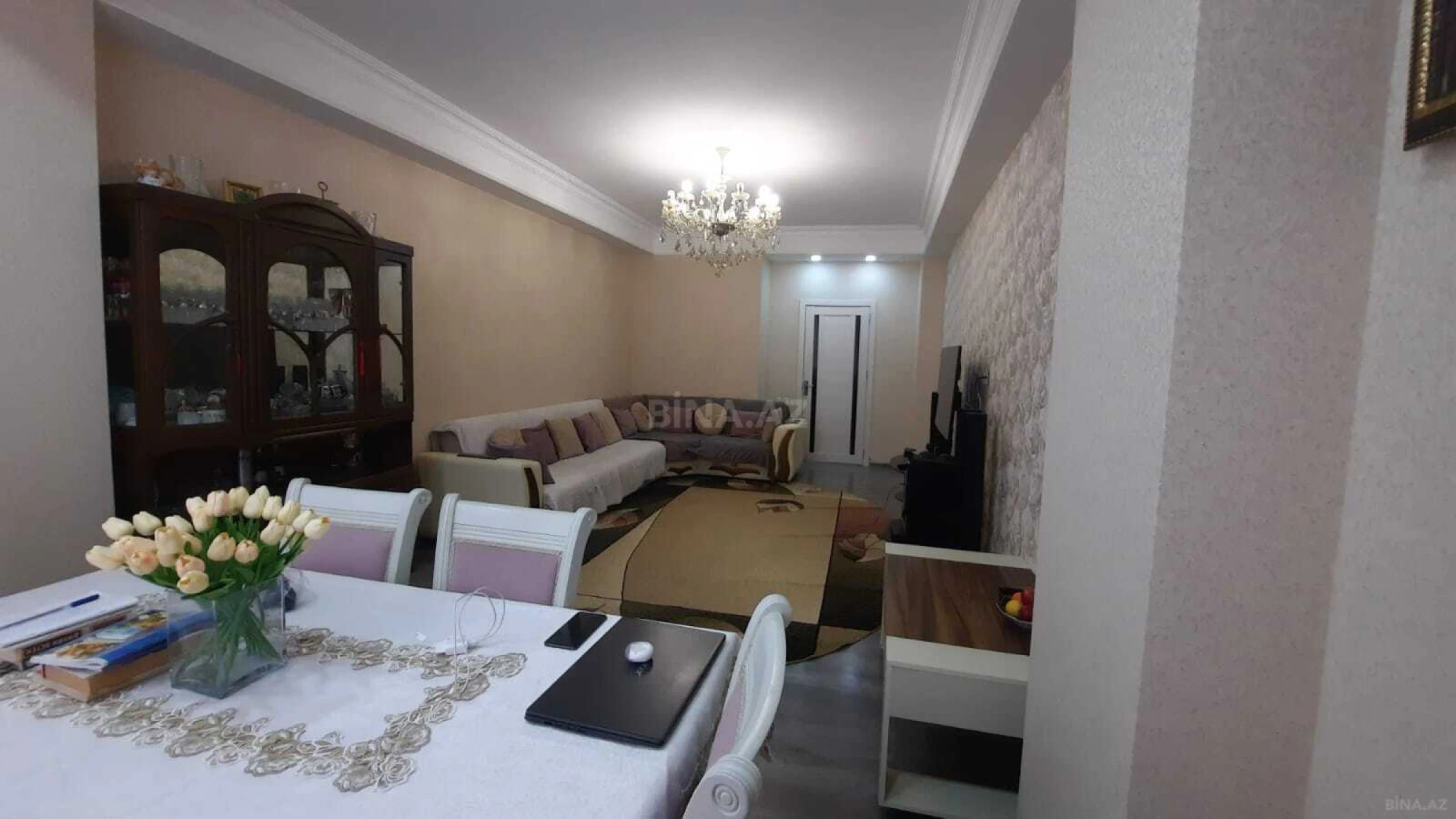 Kirayə verilir 3 otaqlı mənzil 105 m²