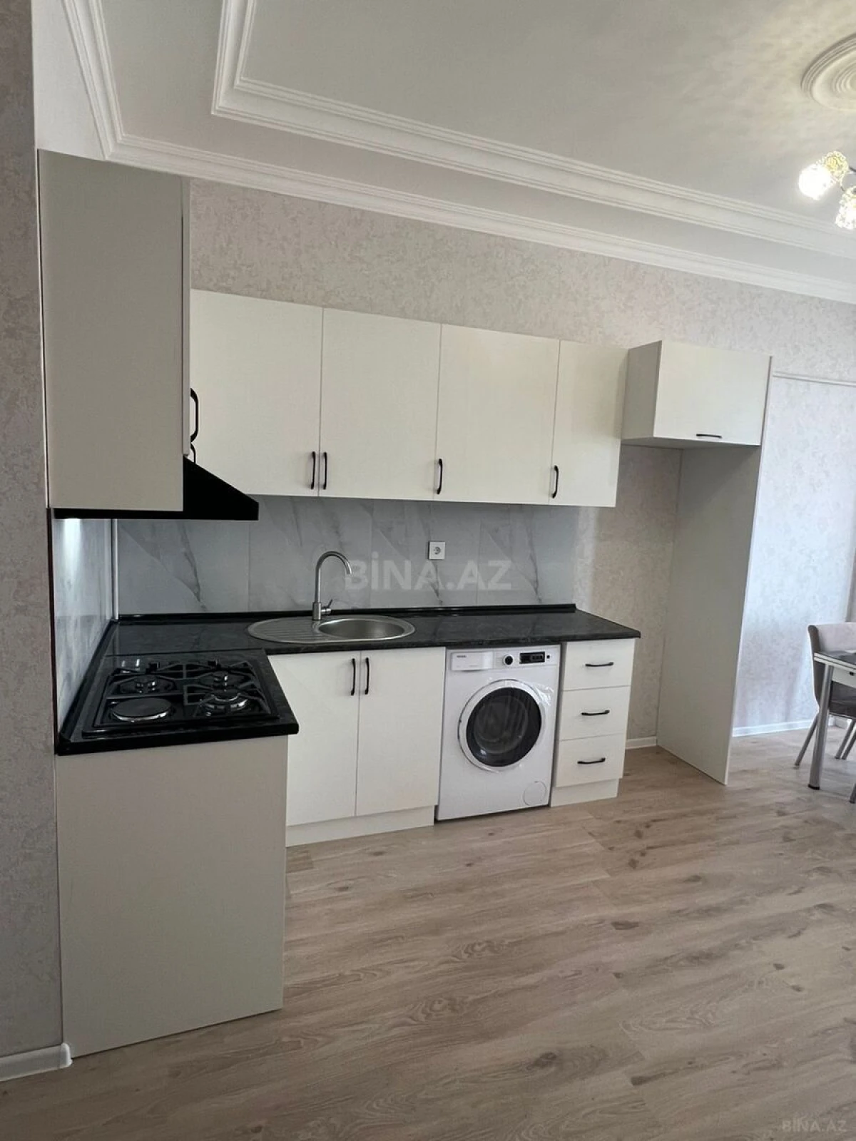 Kirayə verilir 2 otaqlı mənzil 55 m²