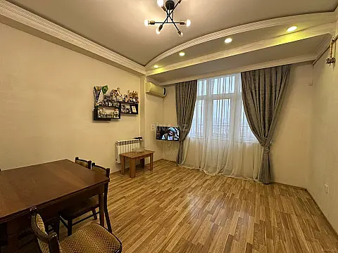 Satılır 2 otaqlı mənzil 50 m² — Bakı, 8-ci mikrorayon 2 otaq 50.00 m²
