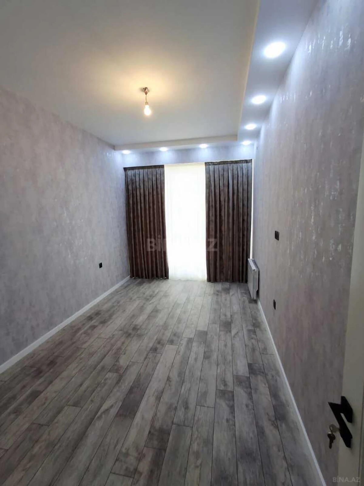 Satılır 3 otaqlı mənzil 75 m²