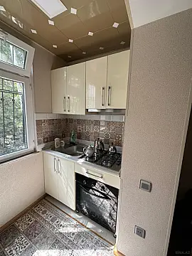 Kirayə verilir 2 otaqlı mənzil 31 m²