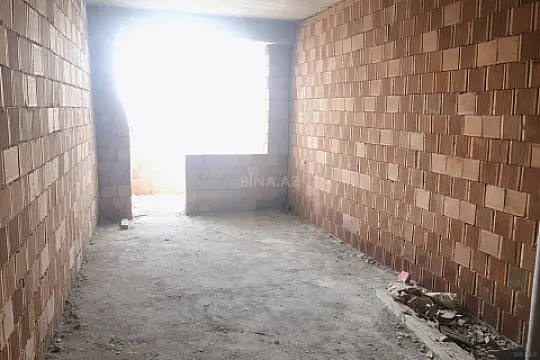 Satılır 3 otaqlı mənzil 102 m²