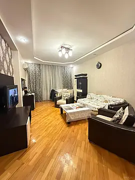 Satılır 3 otaqlı mənzil 110 m² — Bakı, İnşaatçılar 3 otaq 110.00 m²