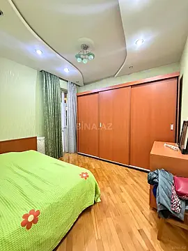 Satılır 3 otaqlı mənzil 110 m²