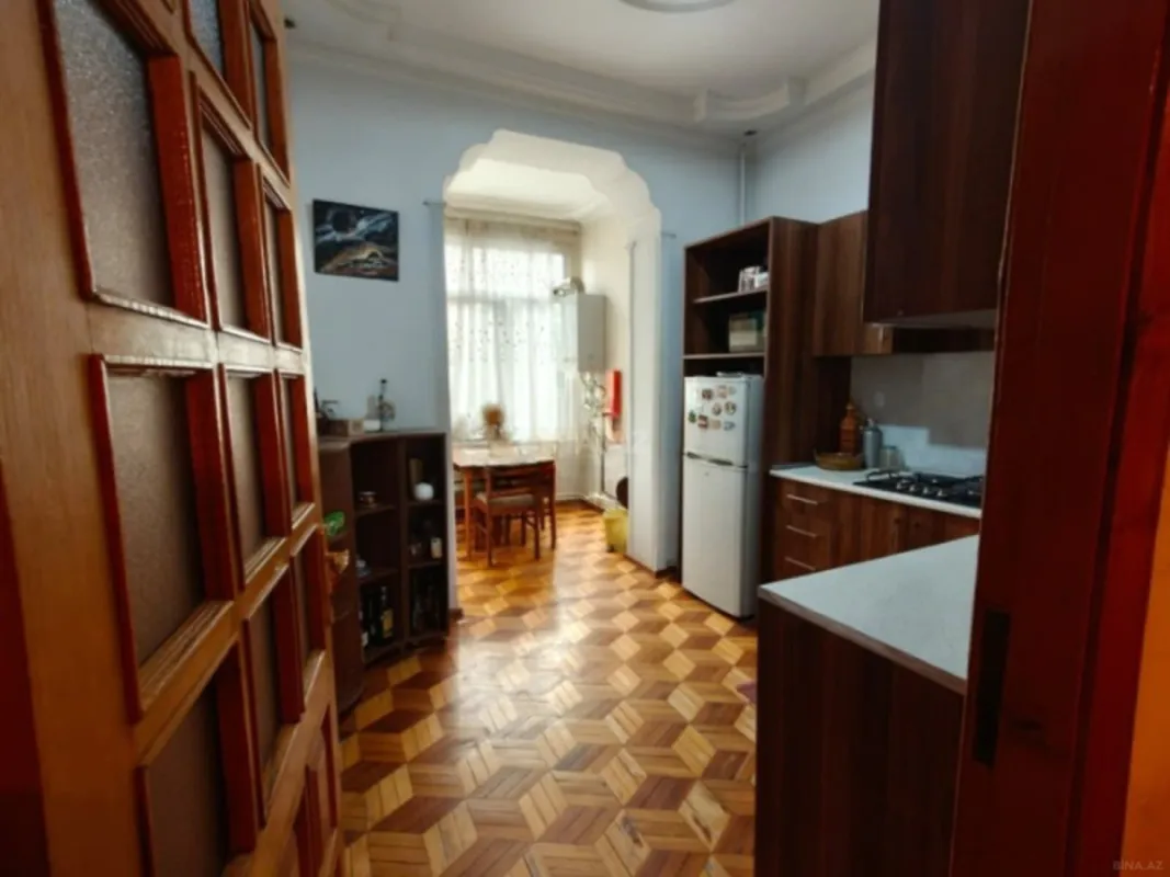 Satılır 2 otaqlı mənzil 56 m²