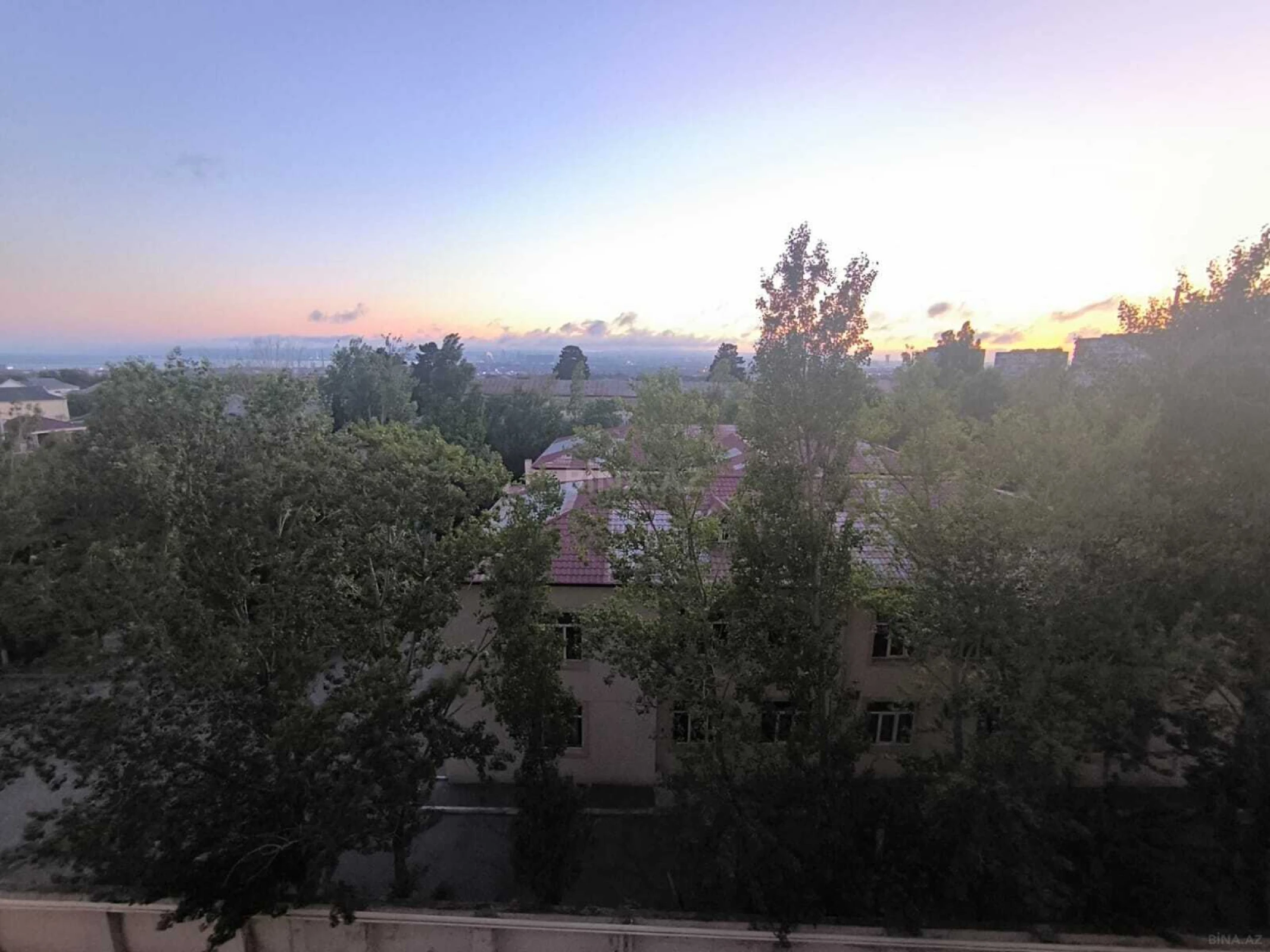 Satılır 3 otaqlı mənzil 100 m²