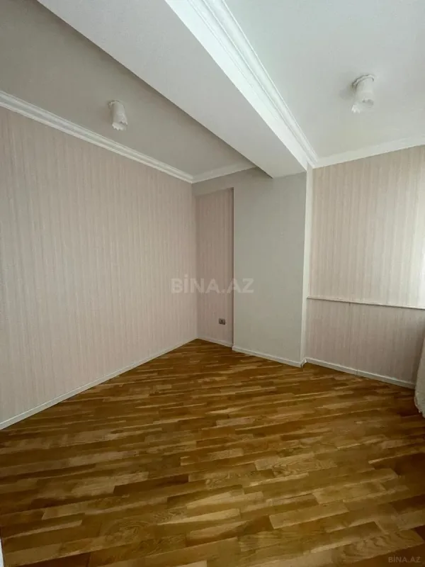 Satılır 3 otaqlı mənzil 98 m²