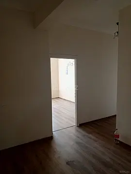 Satılır 2 otaqlı mənzil 58 m²