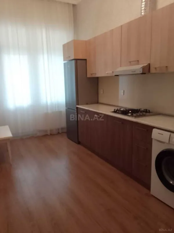 Kirayə verilir 2 otaqlı mənzil 67.4 m²