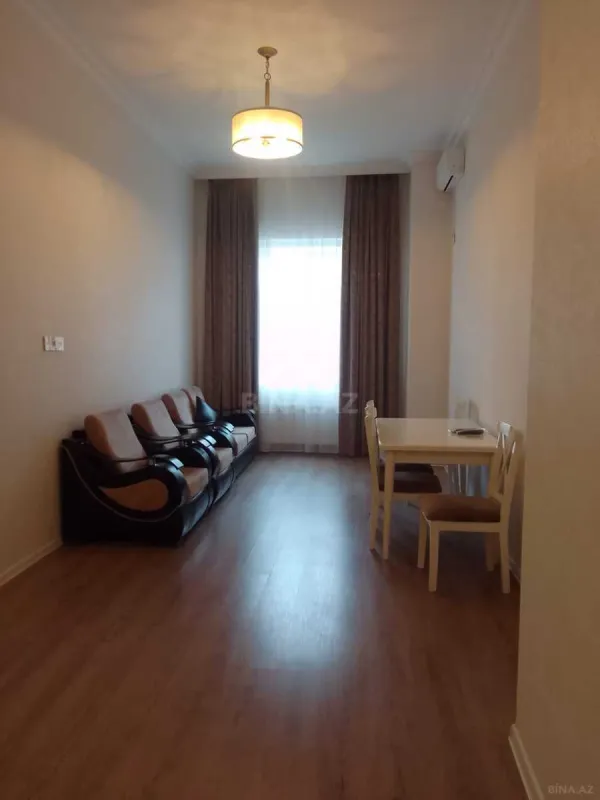 Kirayə verilir 2 otaqlı mənzil 67.4 m²