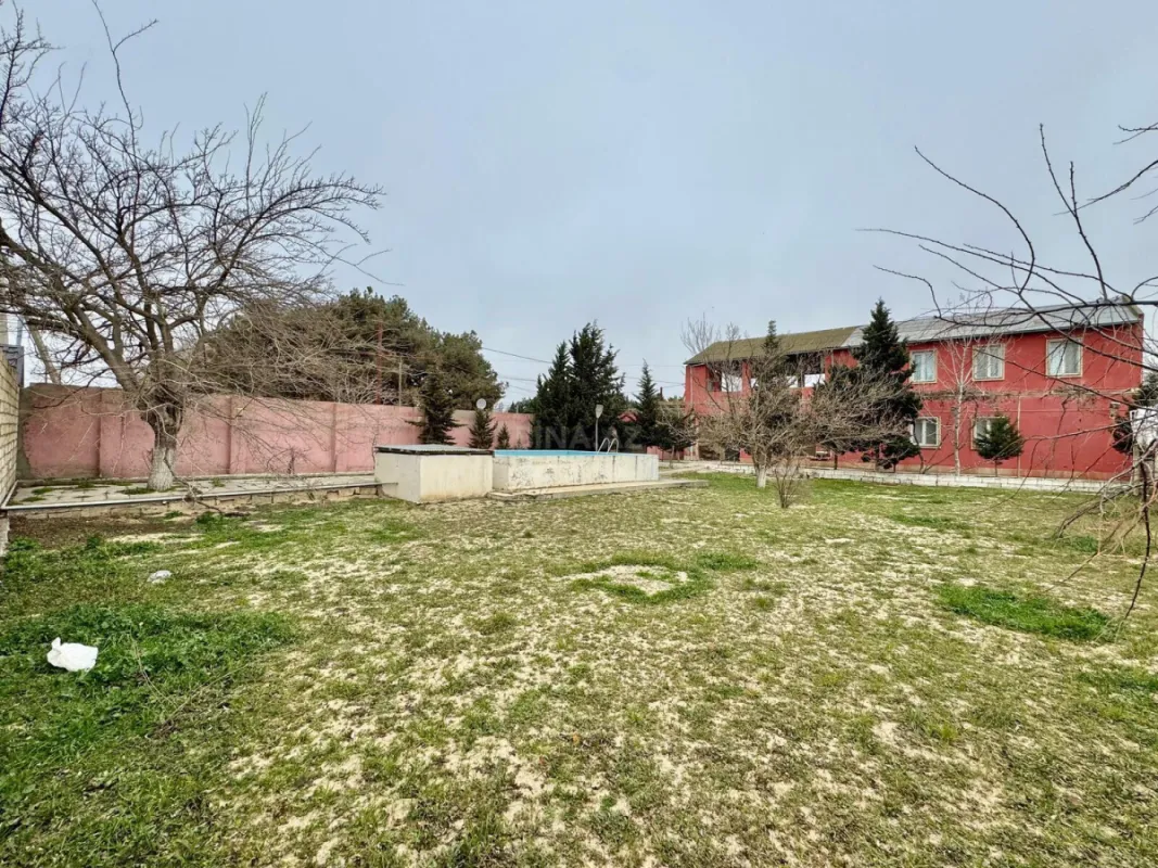 Satılır 6 otaqlı həyət evi 250 m²
