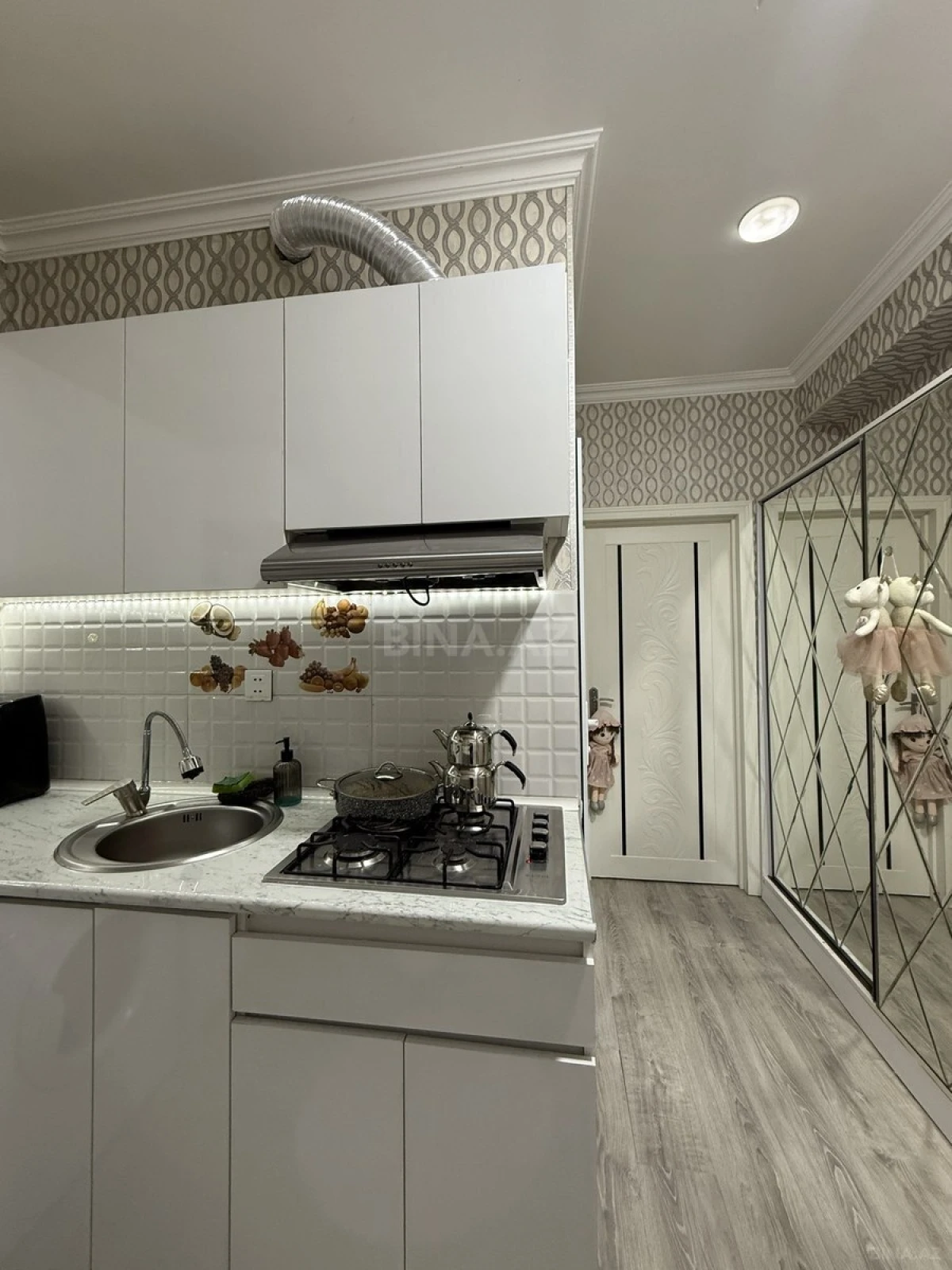 Satılır 2 otaqlı mənzil 44 m²