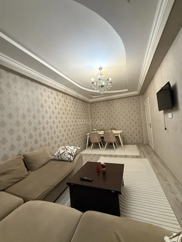 Satılır 2 otaqlı mənzil 44 m²