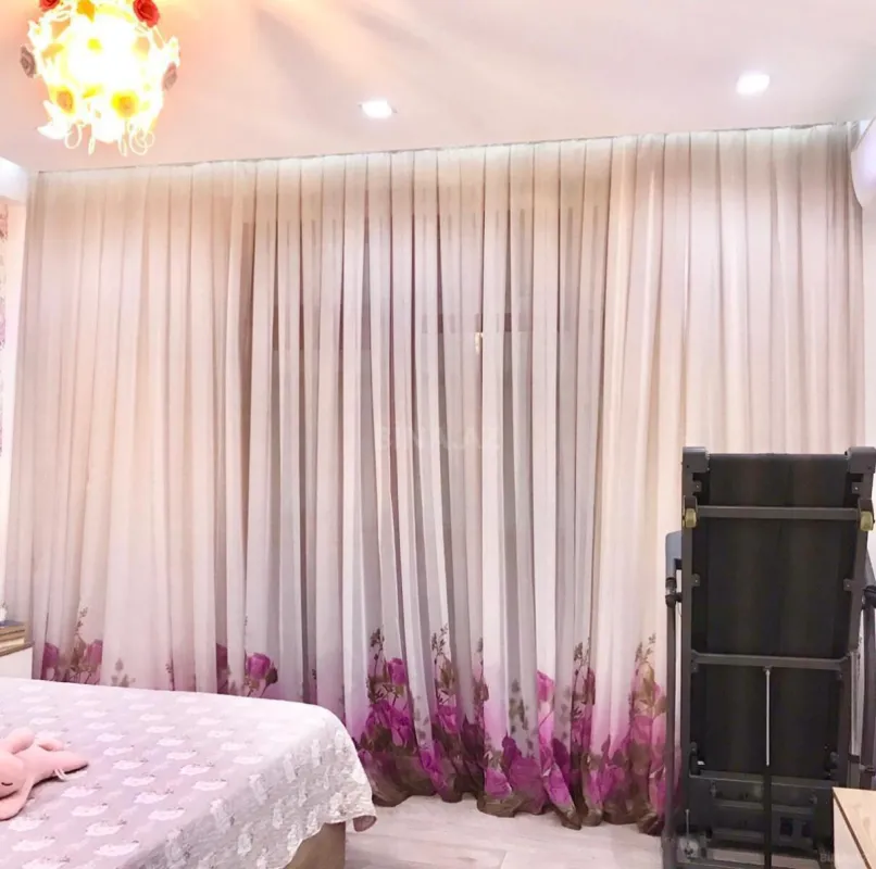 Kirayə verilir 4 otaqlı mənzil 145 m²