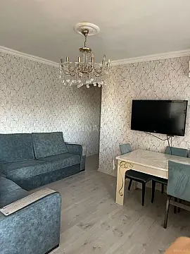 Kirayə verilir 2 otaqlı mənzil 55 m²