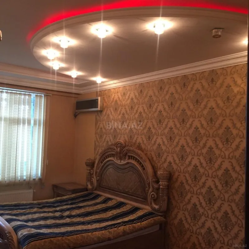 Satılır 2 otaqlı mənzil 85 m²