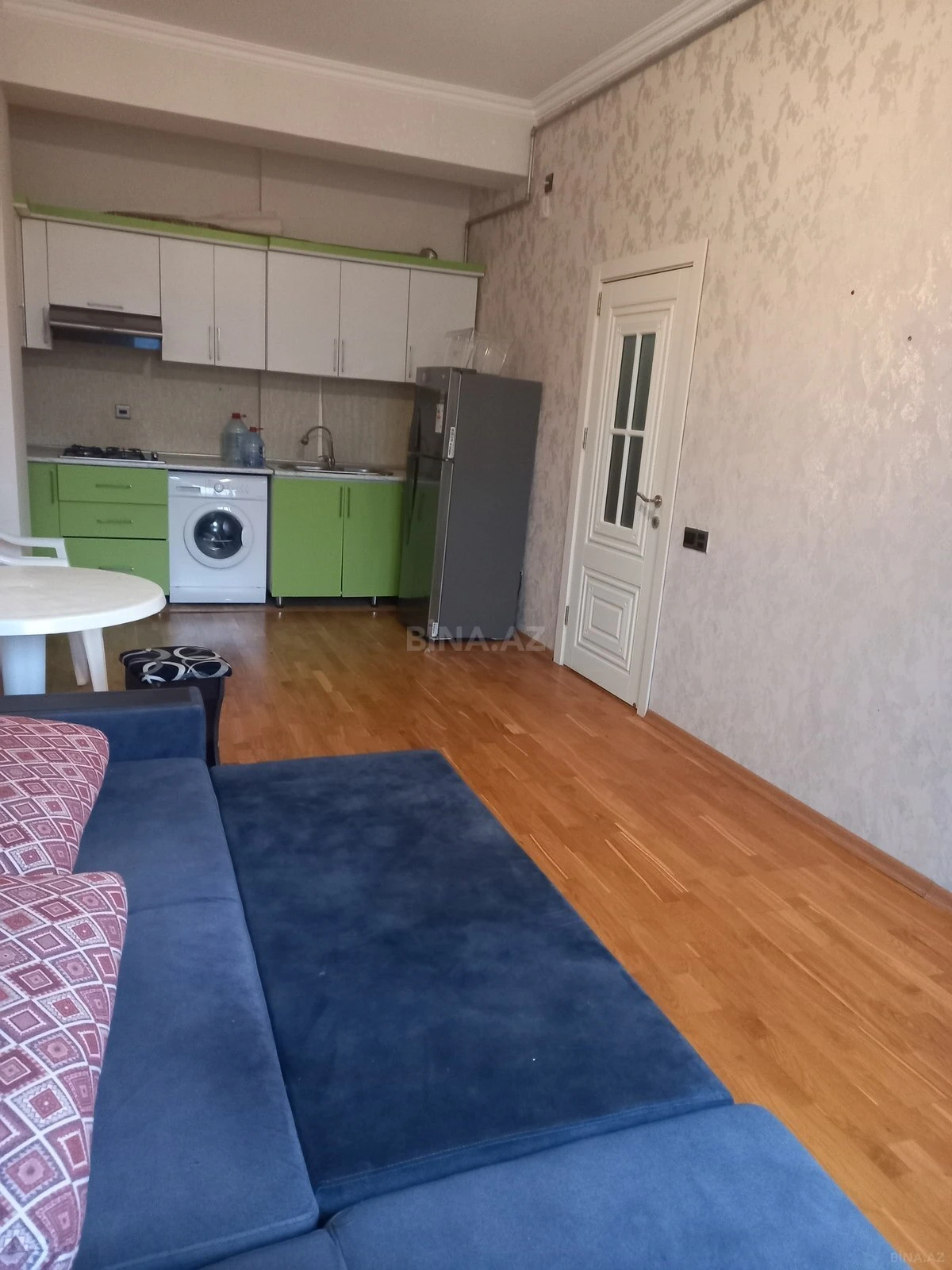 Kirayə verilir 2 otaqlı mənzil 44 m²