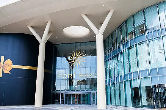 Kirayə verilir 5 otaqlı mənzil 320 m²