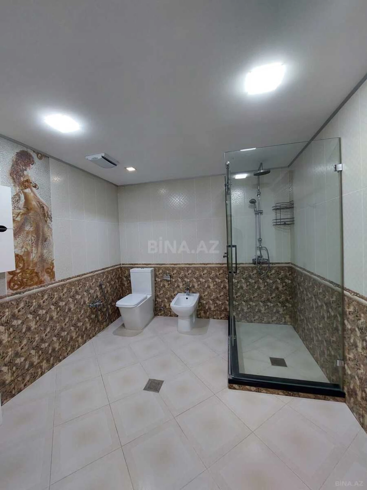 Kirayə verilir 5 otaqlı mənzil 320 m²