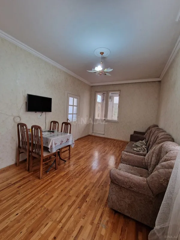 Satılır 2 otaqlı mənzil 45 m²