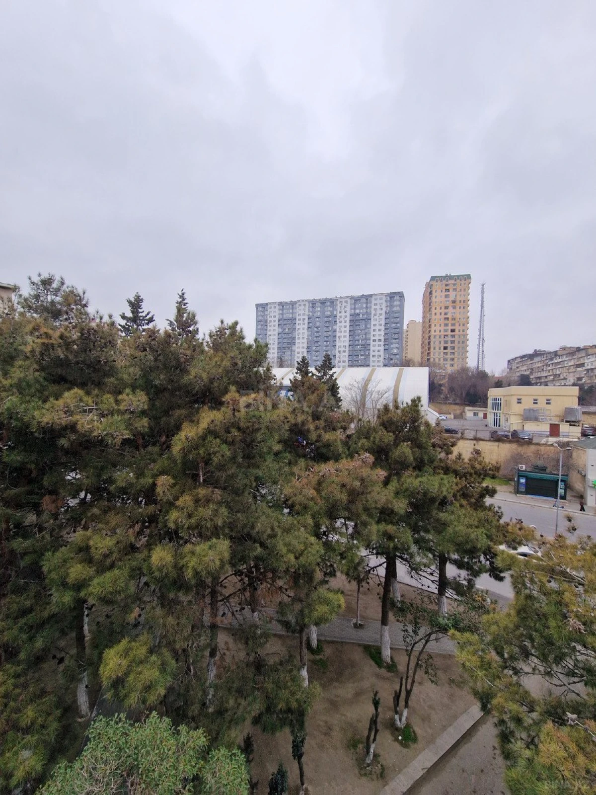 Satılır 2 otaqlı mənzil 45 m²