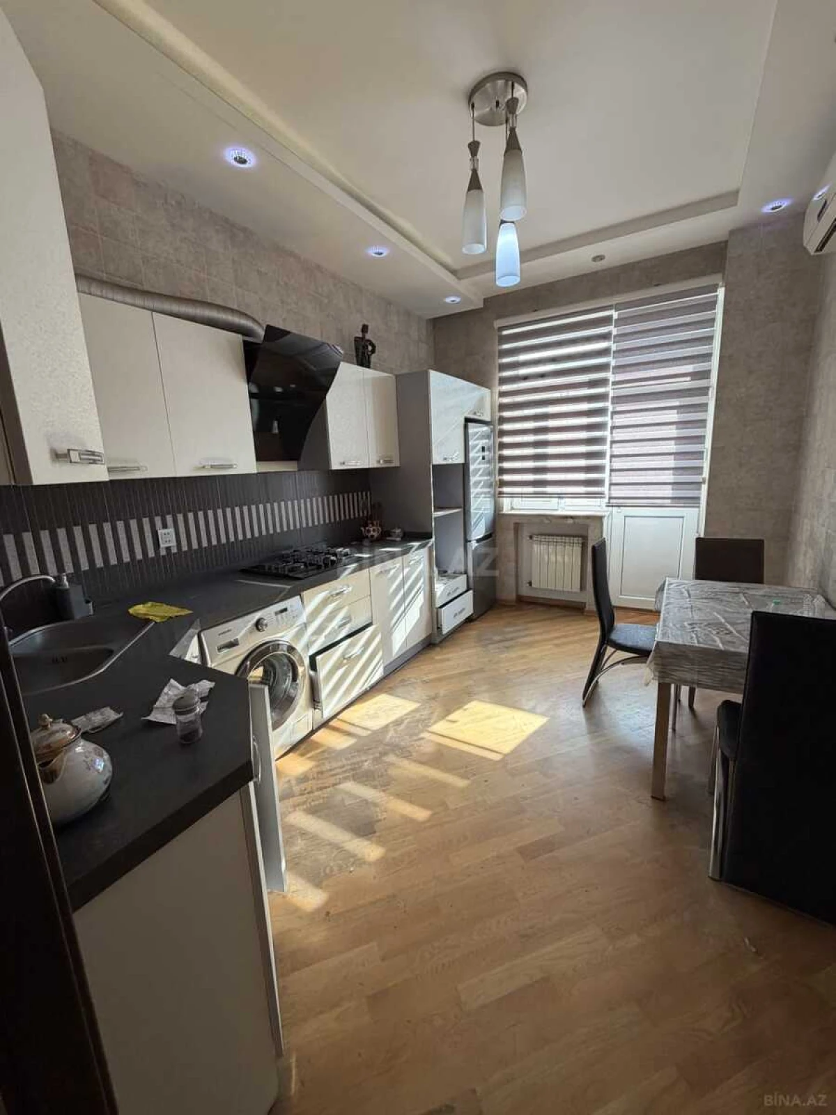 Kirayə verilir 4 otaqlı mənzil 135 m²