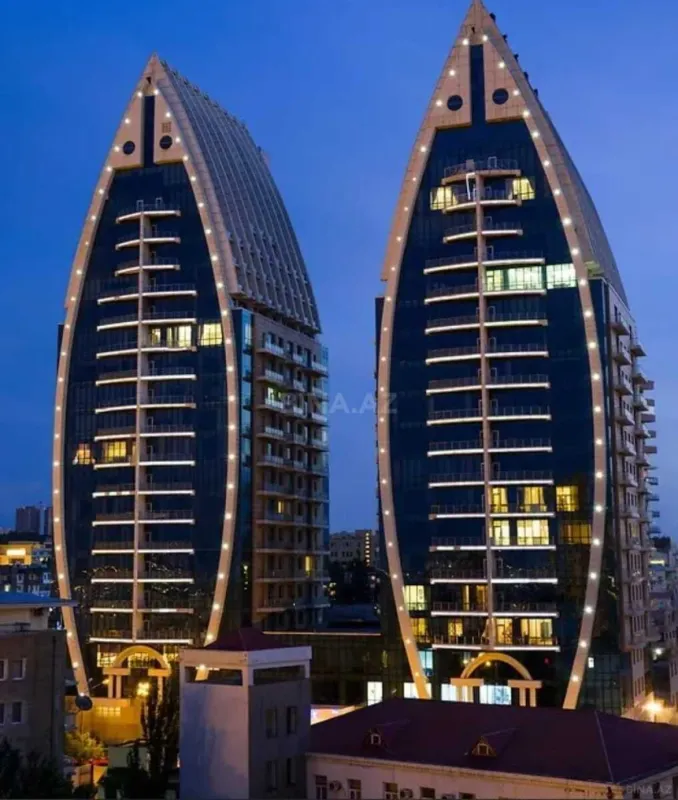 Kirayə verilir 3 otaqlı mənzil 150 m²