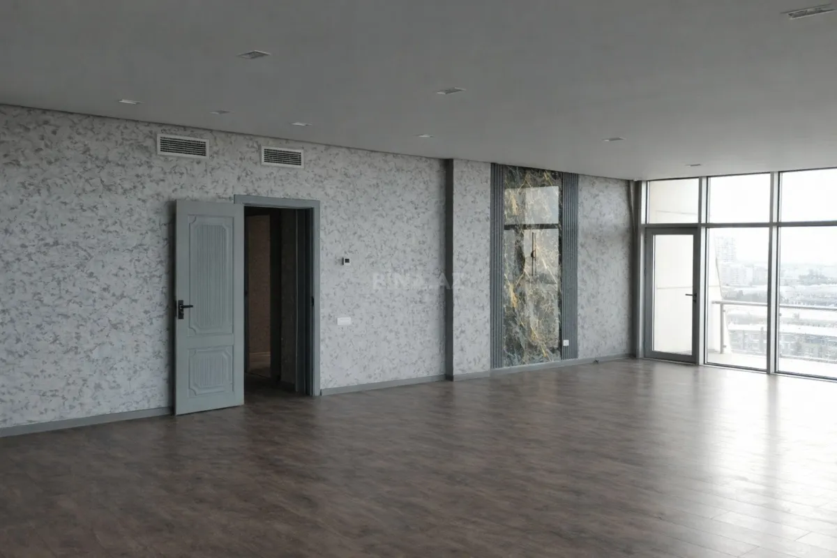 Kirayə verilir 3 otaqlı mənzil 150 m²