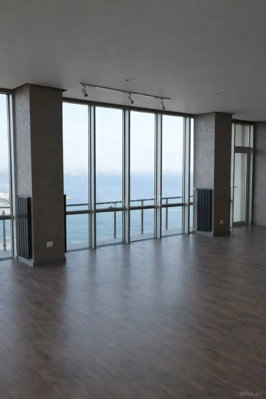 Kirayə verilir 3 otaqlı mənzil 150 m²