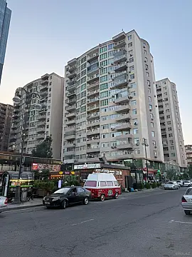 Kirayə verilir 3 otaqlı mənzil 100 m² — Bakı, Xətai 3 otaq 100.00 m²