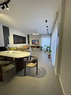 Kirayə verilir 4 otaqlı həyət evi 300 m²